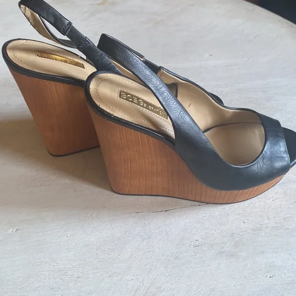 Platforms - Picture 2 of 4